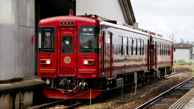 観光列車「ながら」
