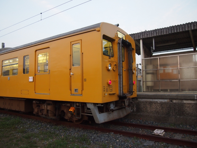 小野田線（長門本山駅）