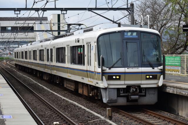 山陰本線221系