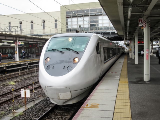 特急「しらさぎ」