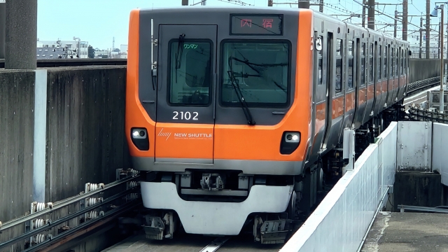 ニューシャトル2000系