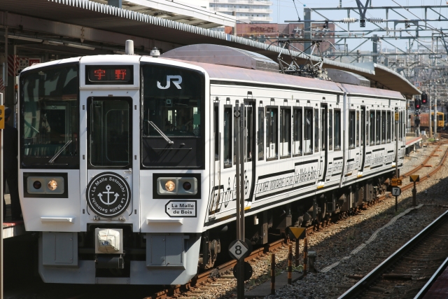 213系ラ・マル・ド・ボァ