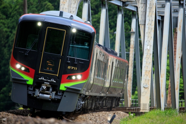 JR四国 2700系特急「南風号」