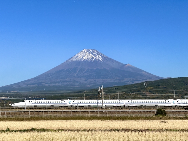 東海道新幹線と富士山2