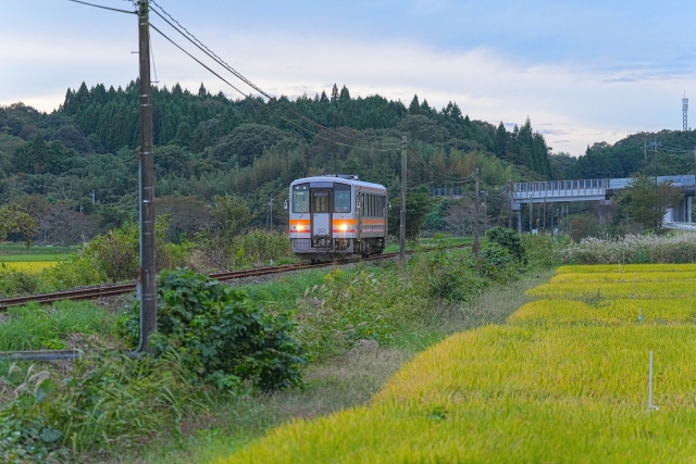 芸備線　普通列車キハ120形
