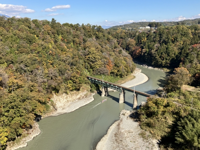 飯田線と天竜峡大橋