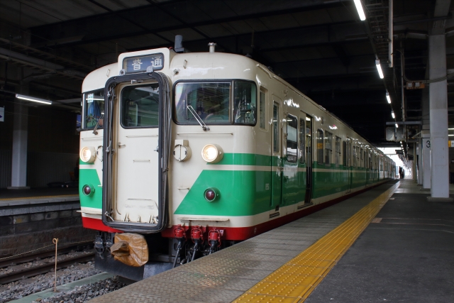 しなの鉄道115系S7編成（初代長野色）