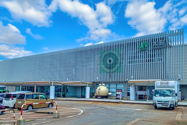 花火で有名なまち、秋田県 大曲駅