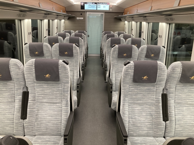 近鉄特急火の鳥　車内　レギュラーシート