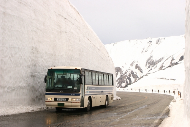 雪の大谷（立山高原バス）