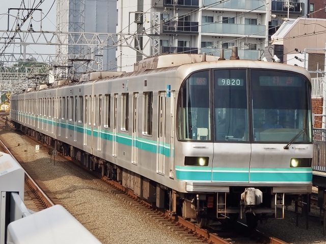 東京メトロ南北線　9000系
