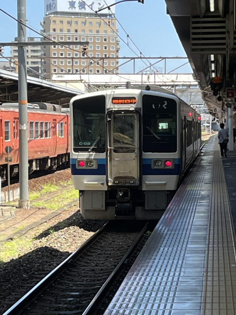 瀬戸大橋線 備前西市行き