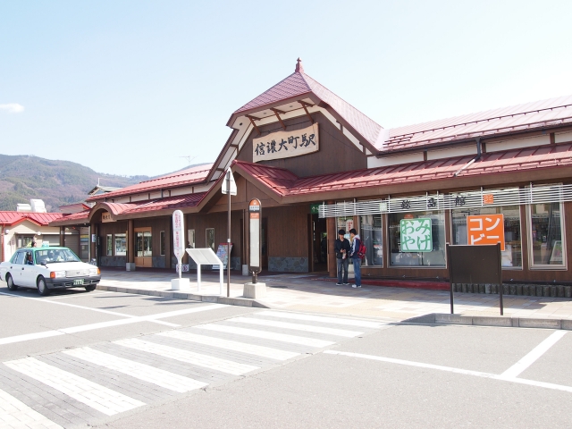 大糸線信濃大町駅