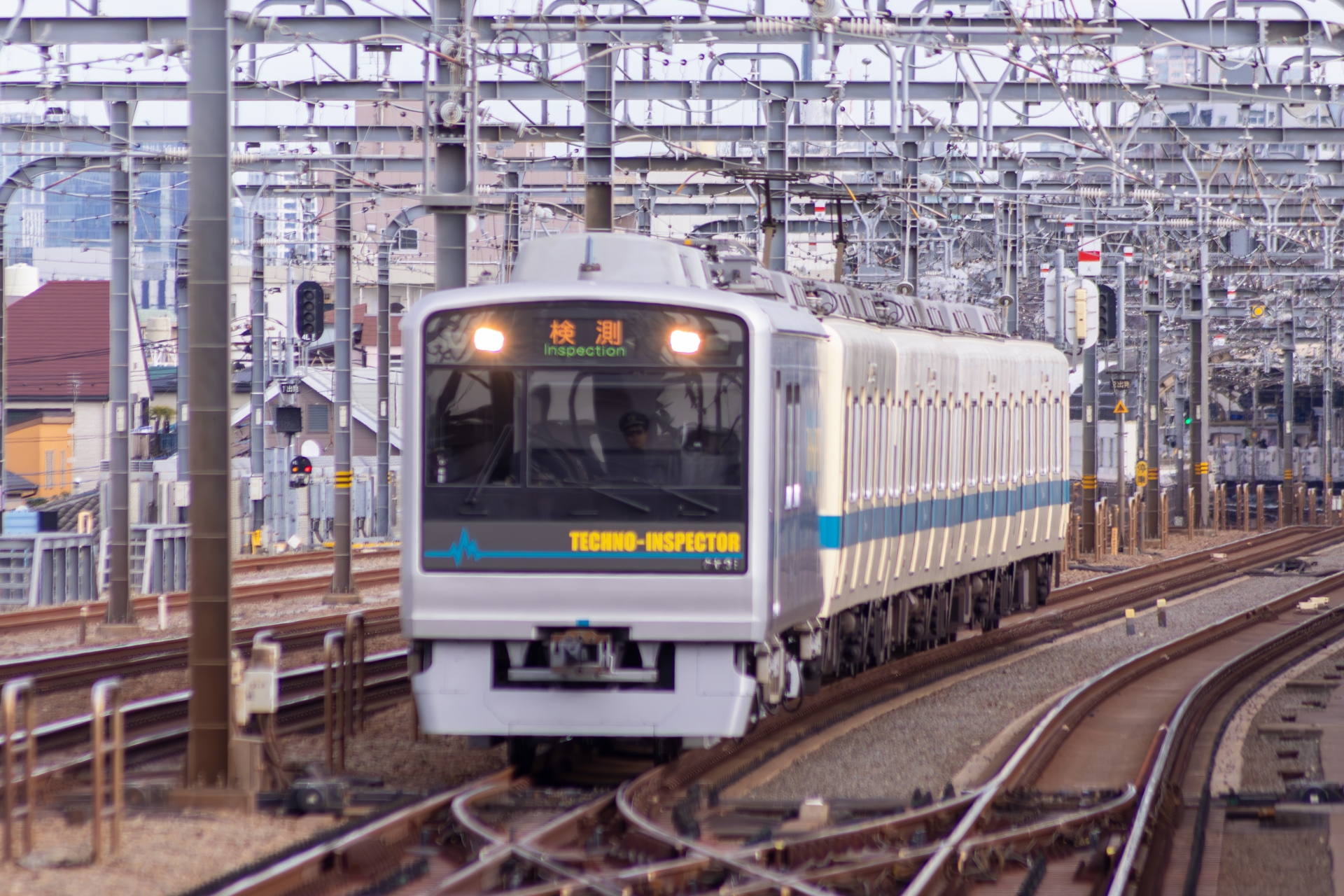 小田急電鉄の総合検測車（テクノインスペクター）