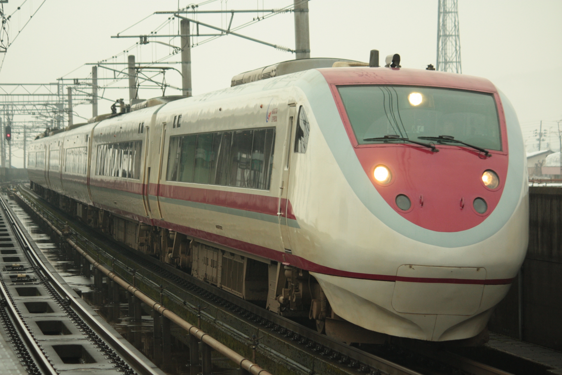 681系2000番台 特急はくたか