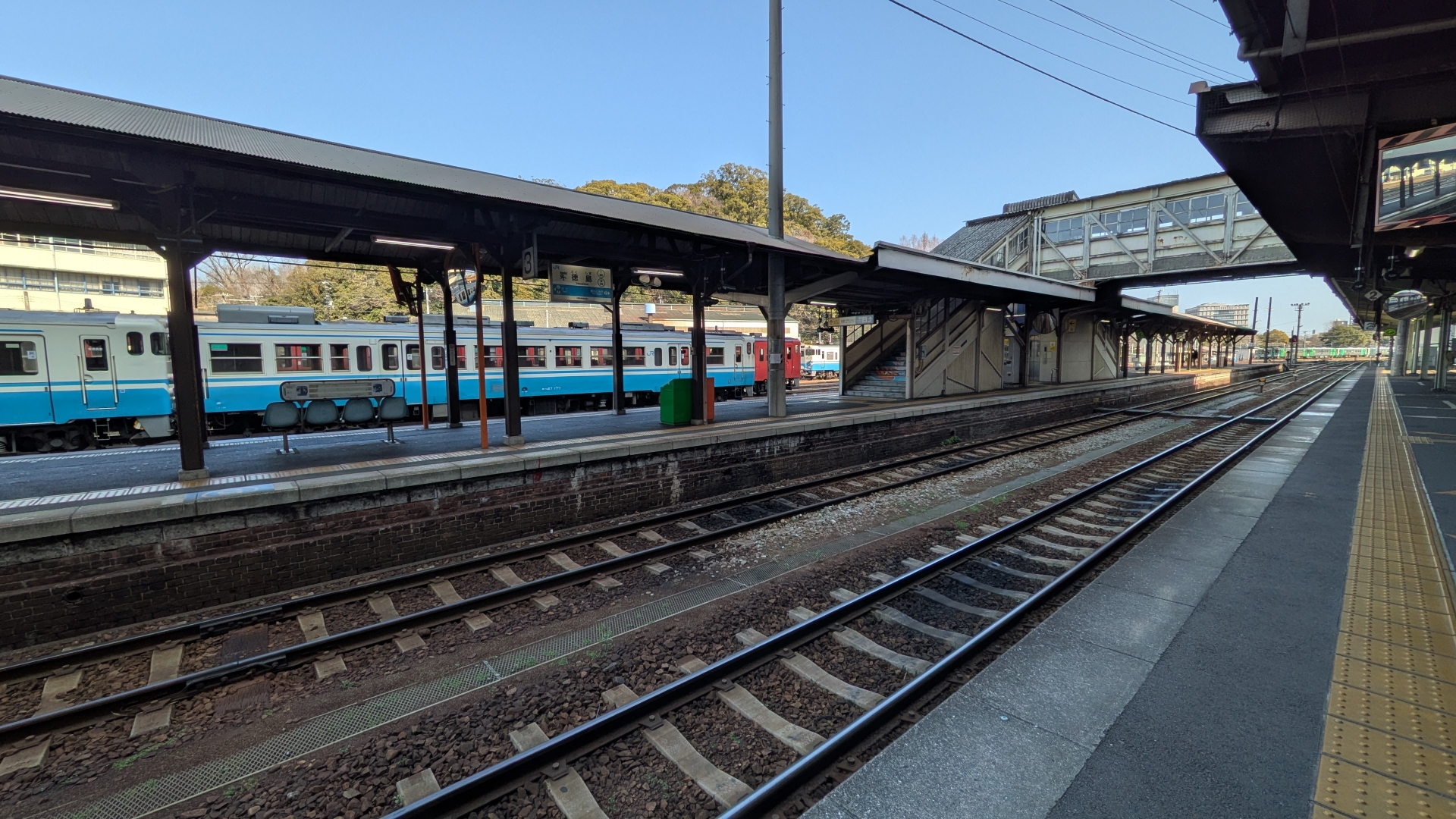 JR四国 徳島駅　ホーム