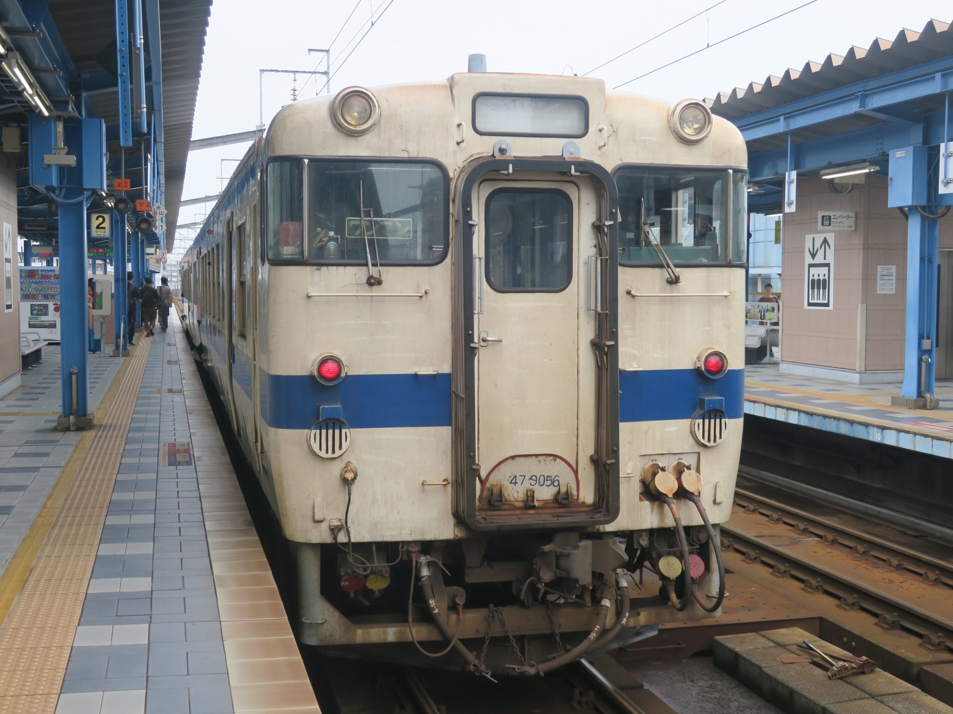 JR日南線 キハ40系 前面