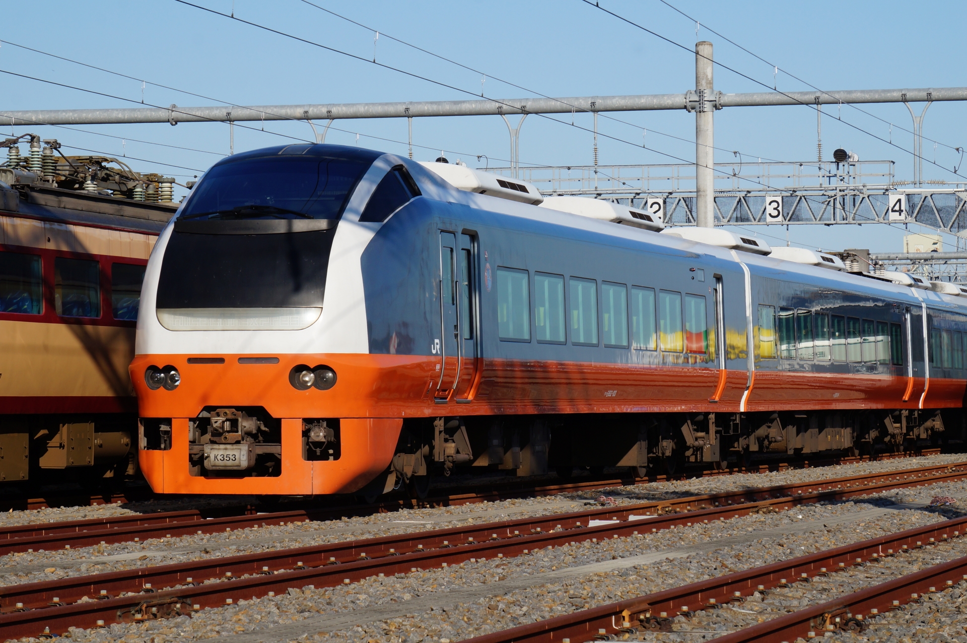 JR東日本E653系