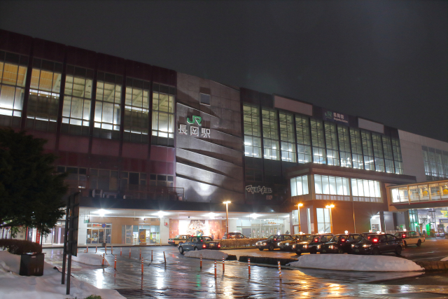 上越新幹線（長岡駅）