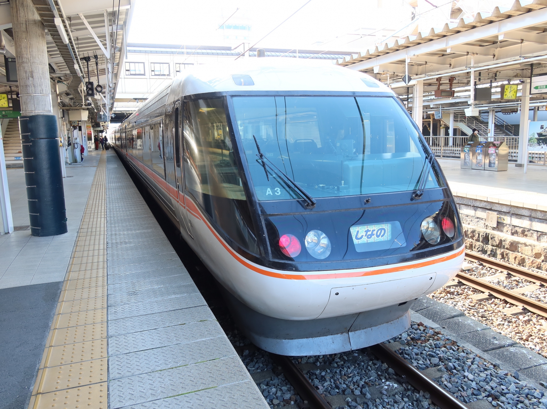 JR東海特急「しなの」383系　長野駅