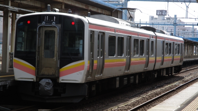 信越本線E129系
