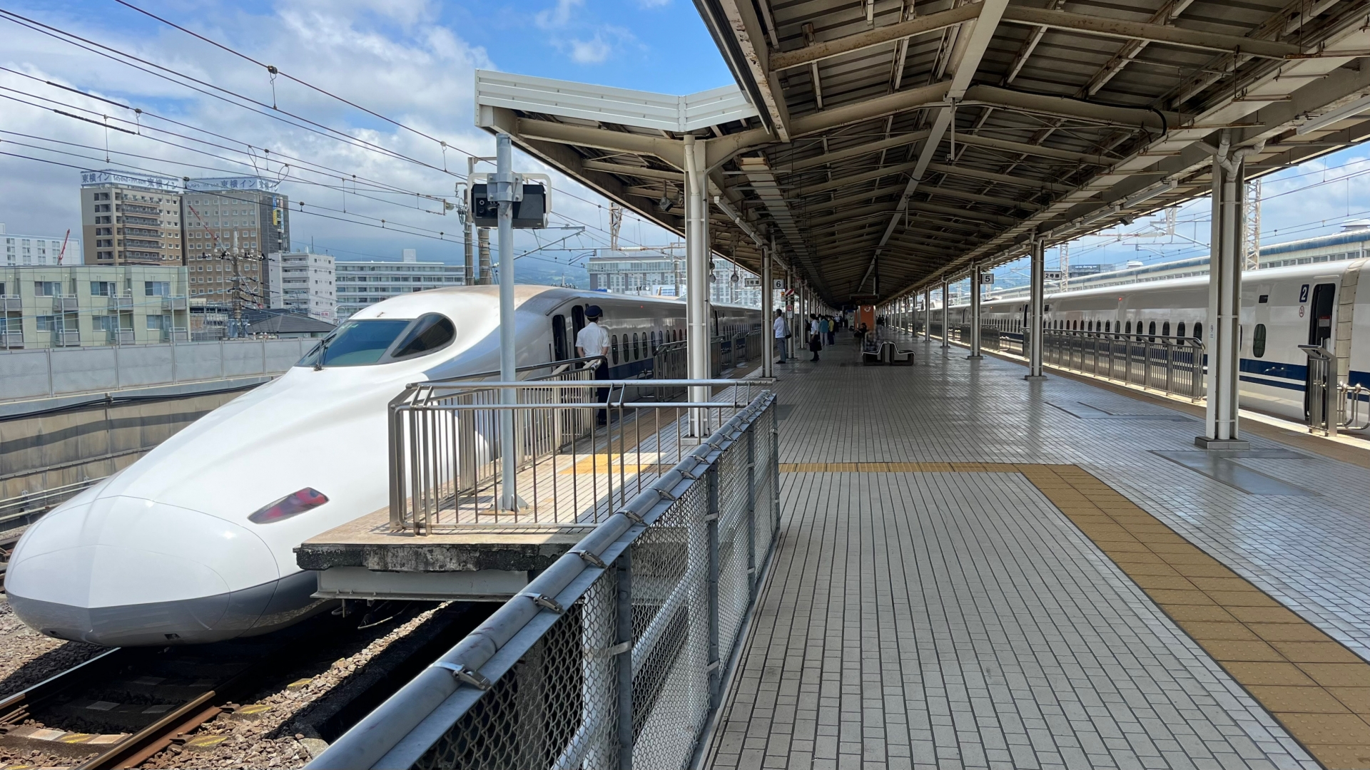 東海道新幹線（三島駅）