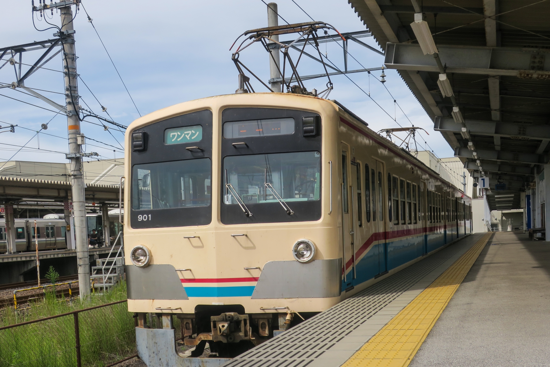 近江鉄道 モハ900形