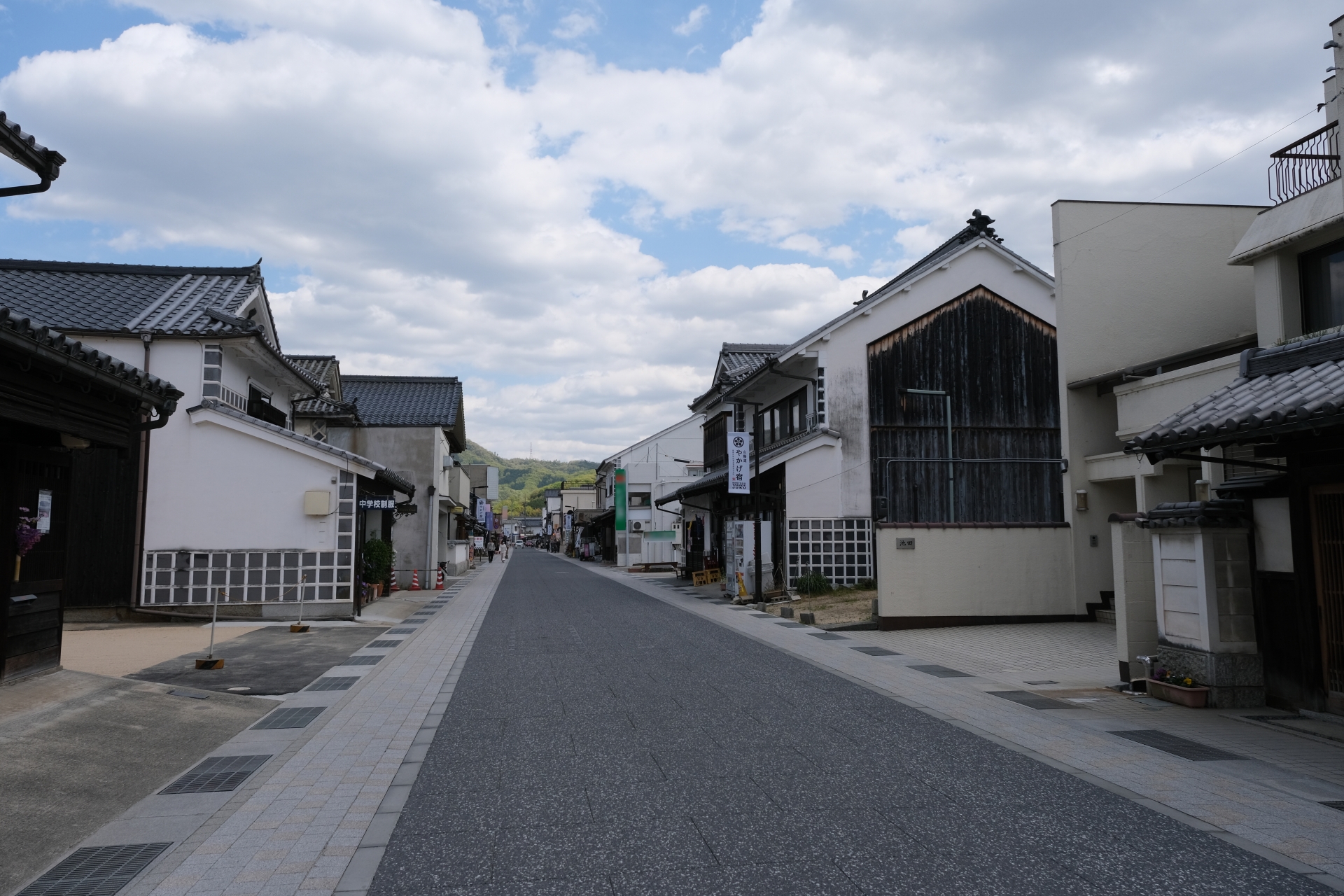 重要伝統的建造物群保存地区矢掛宿の町並み