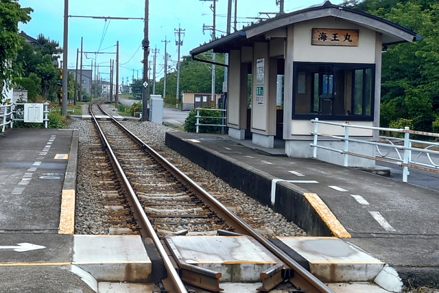 万葉線海王丸駅