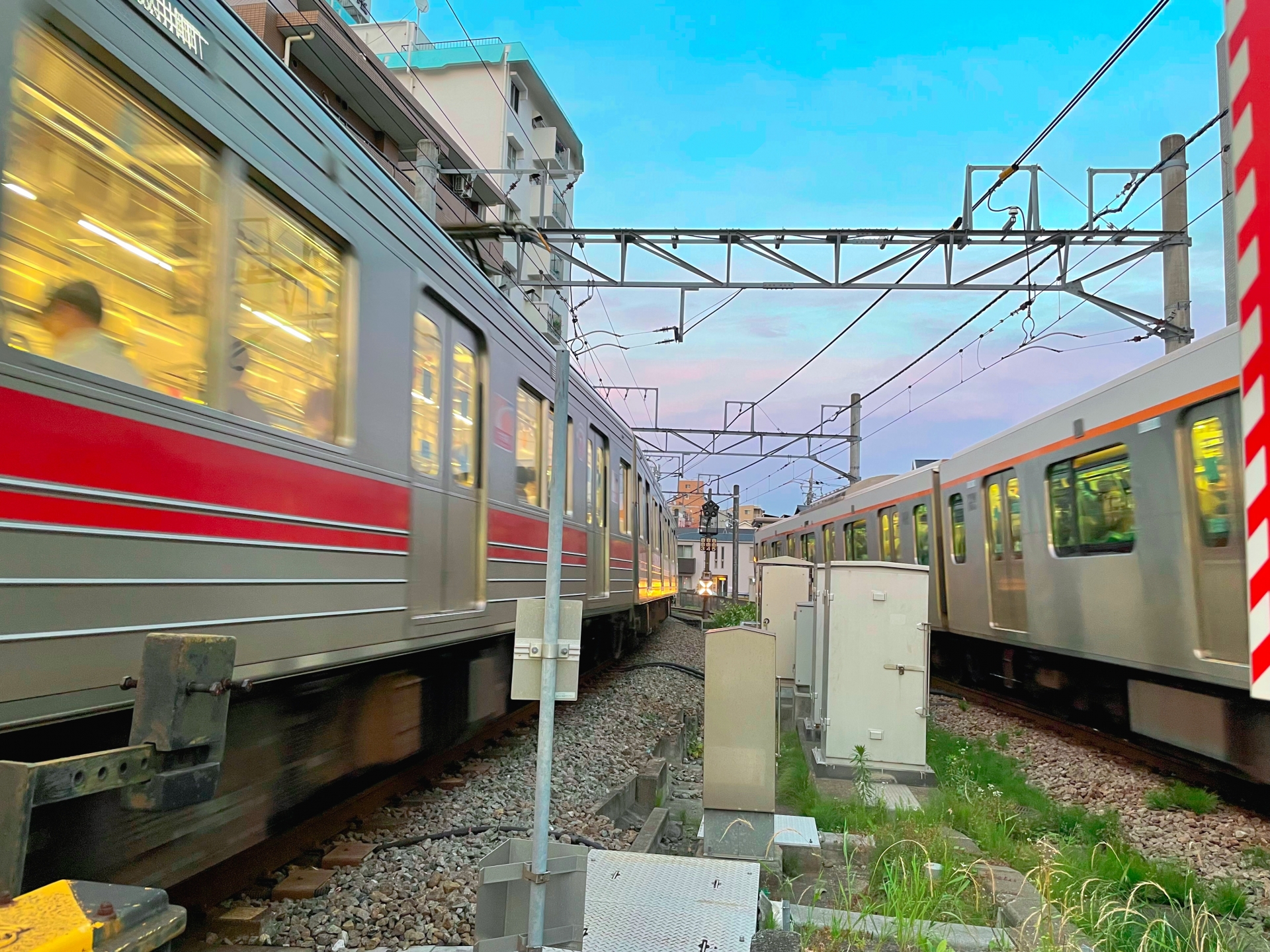 九品仏駅踏切