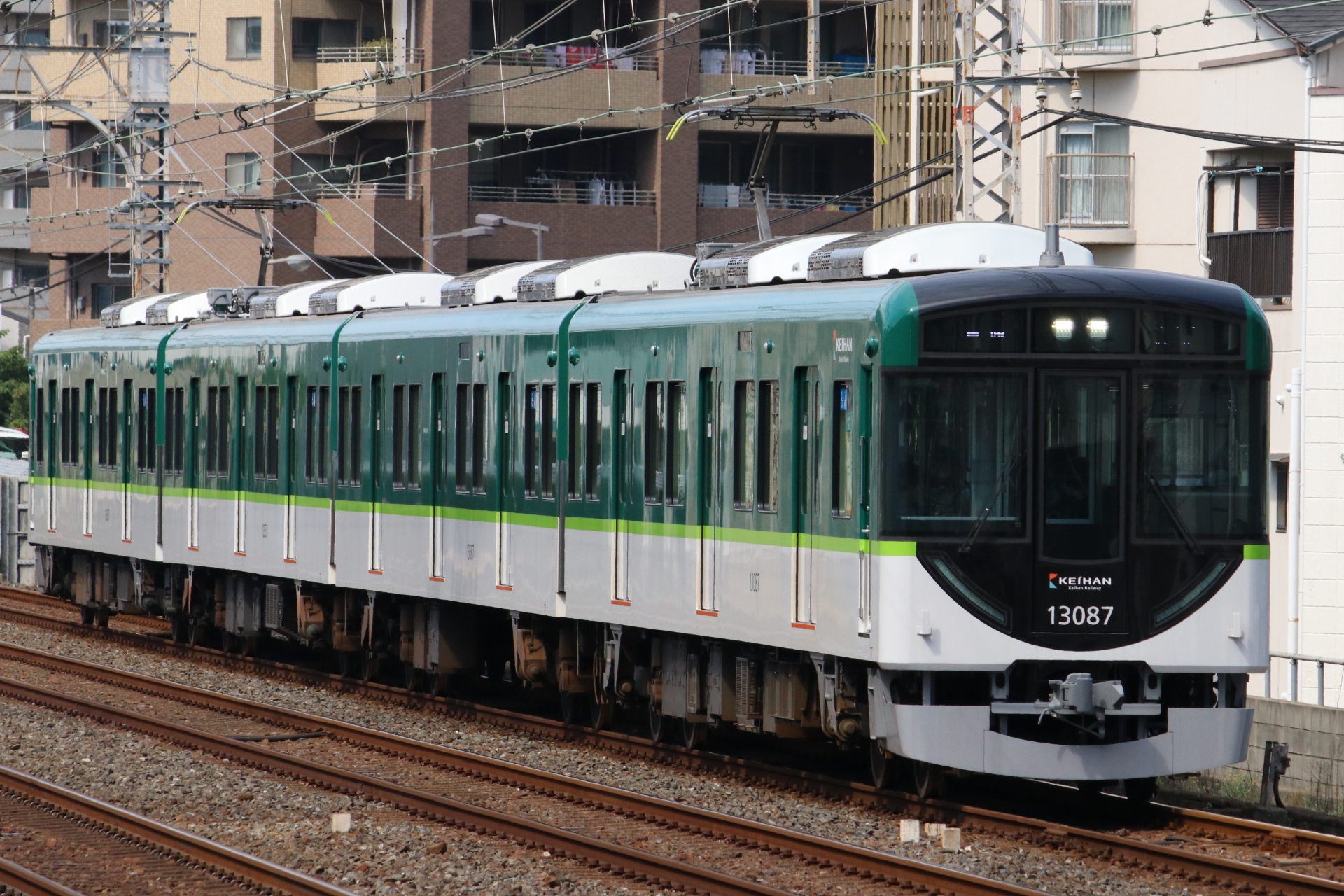 京阪電鉄13000系