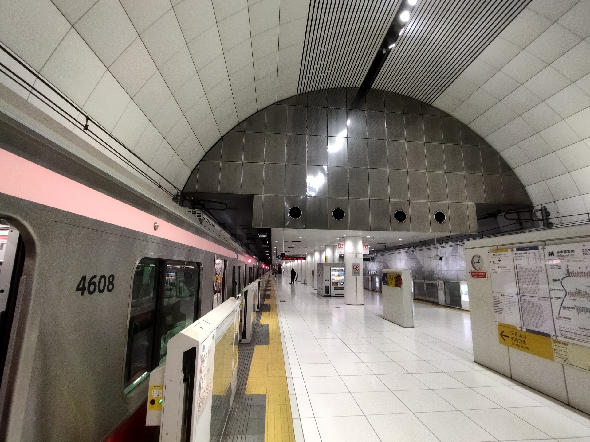 元町・中華街駅