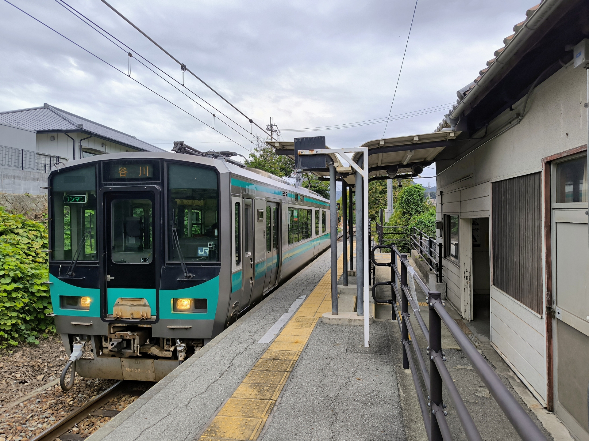 加古川線125系（新西脇駅）