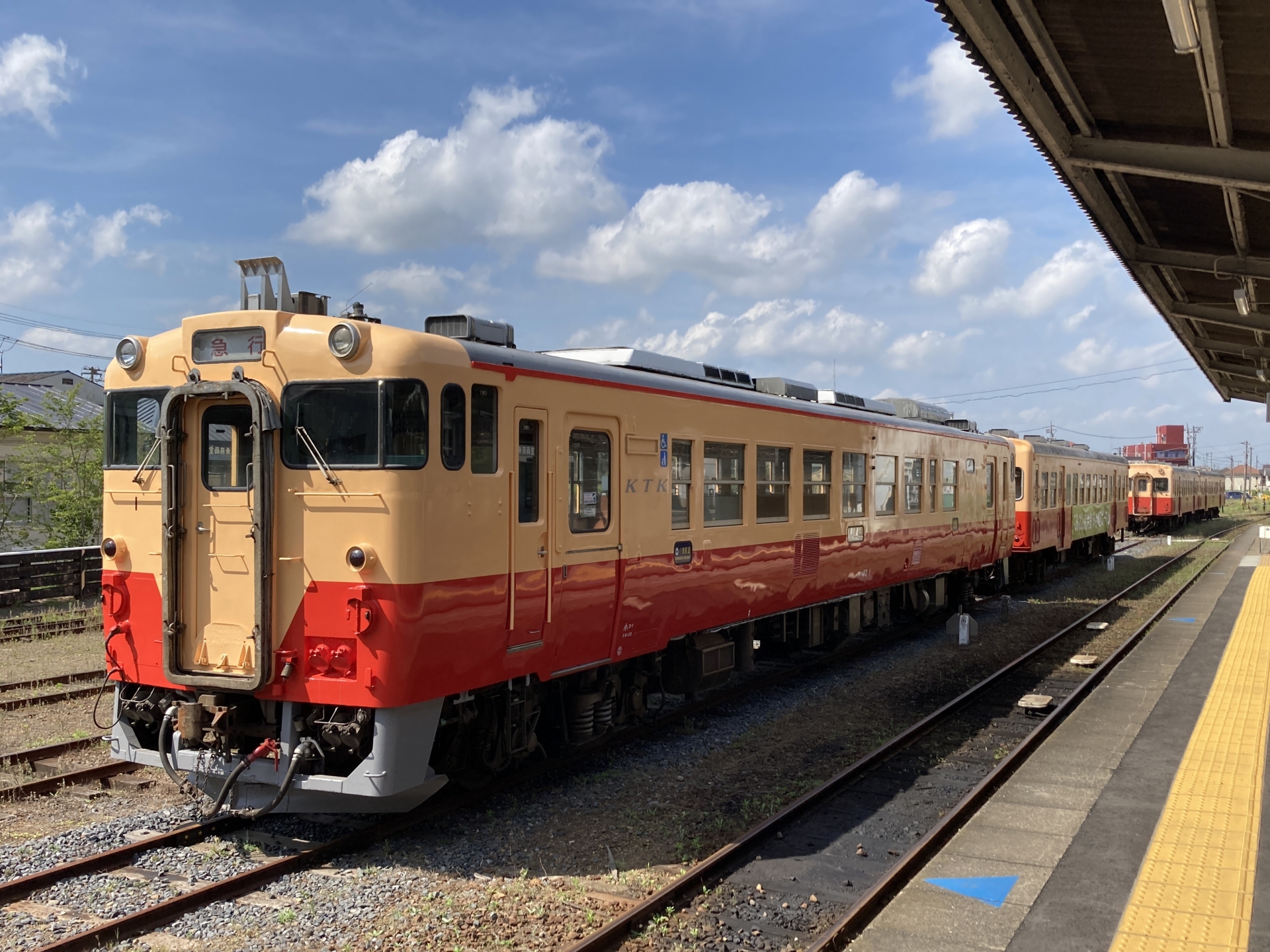 小湊鉄道キハ40 小湊色