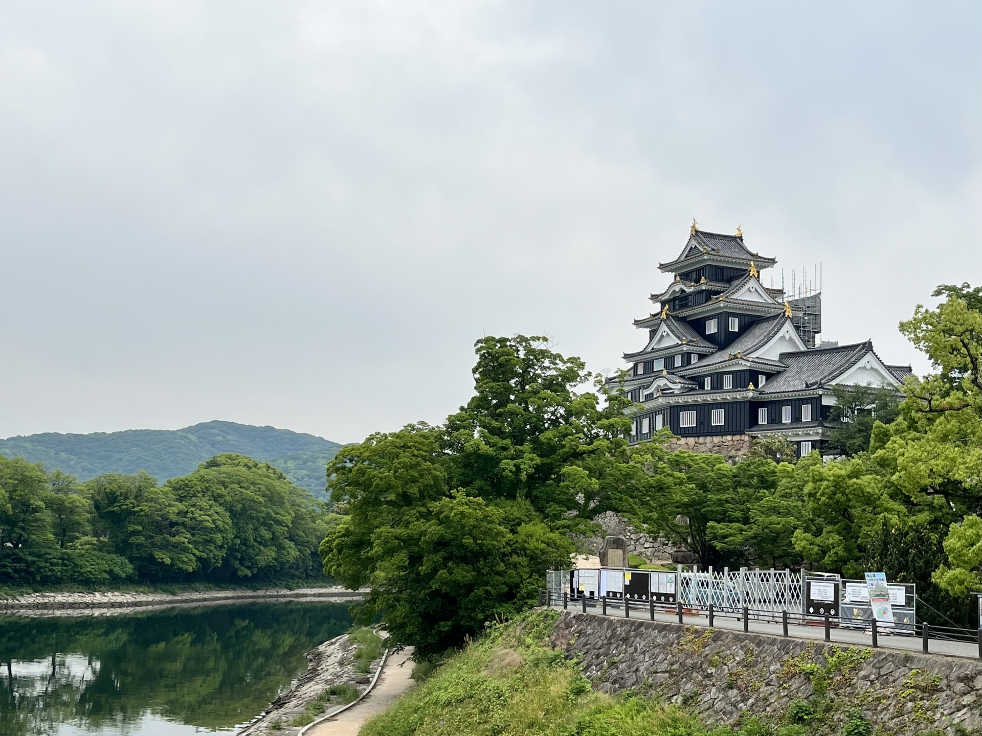 岡山城