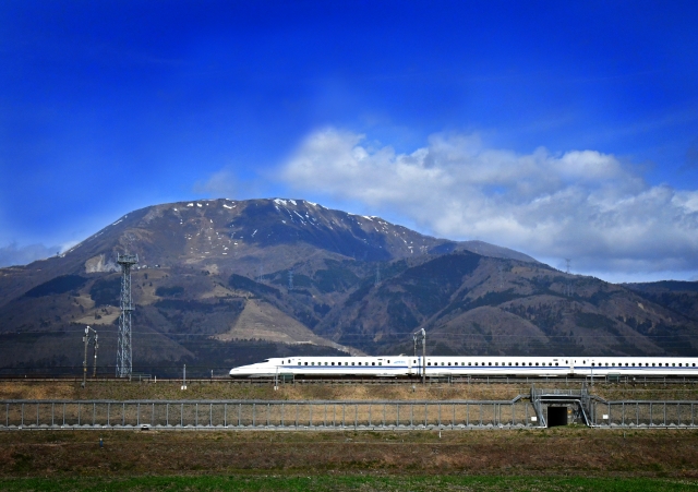東海道新幹線（伊吹山）