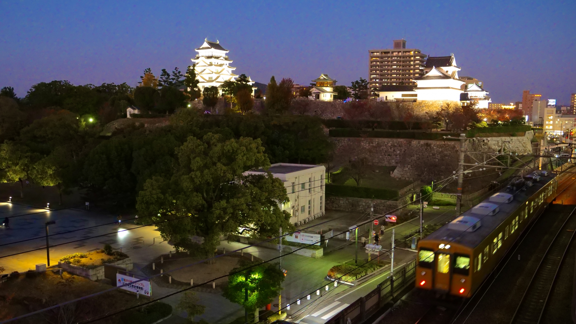 福山城+福塩線105系