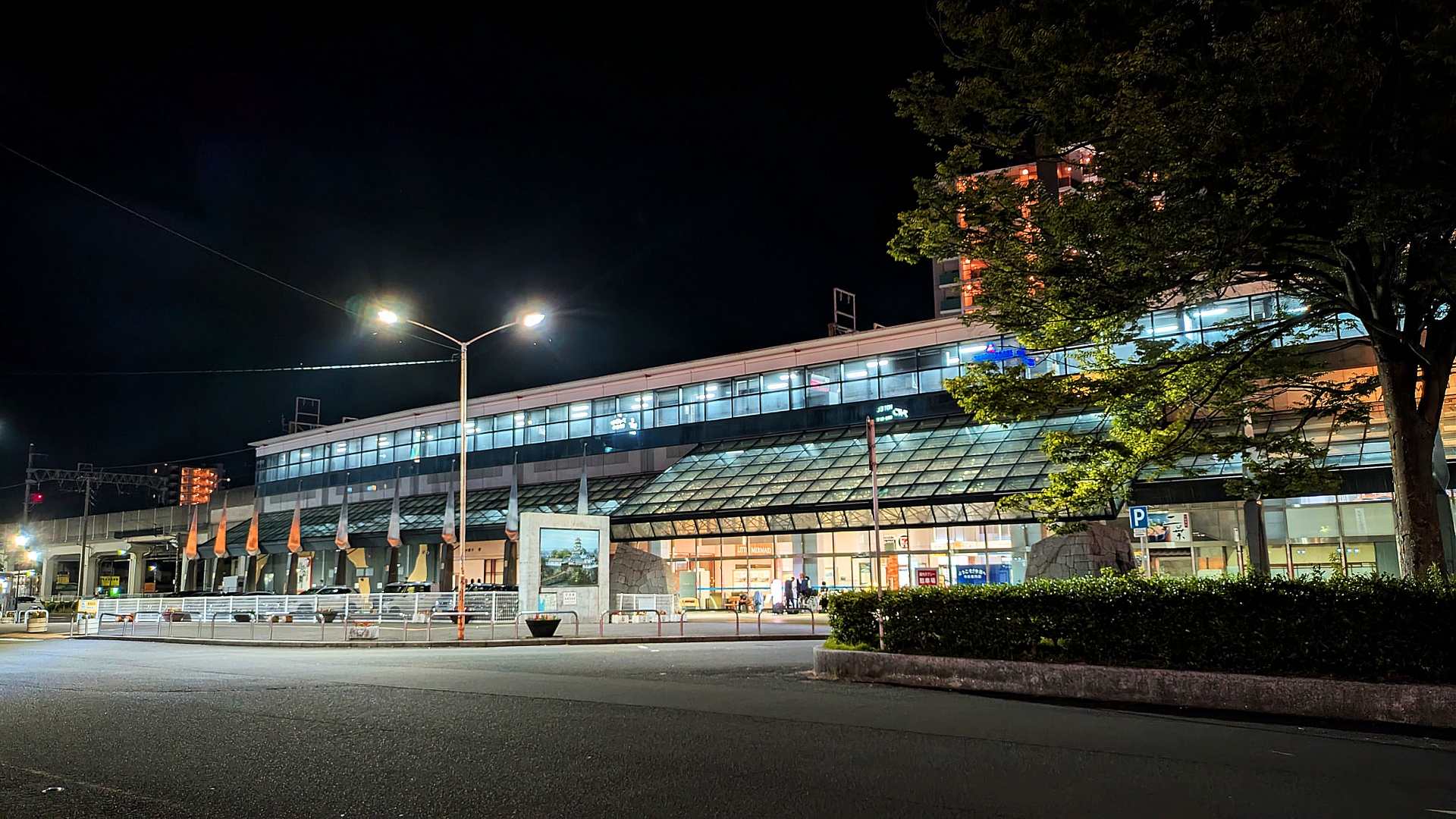 JR四国（今治駅）