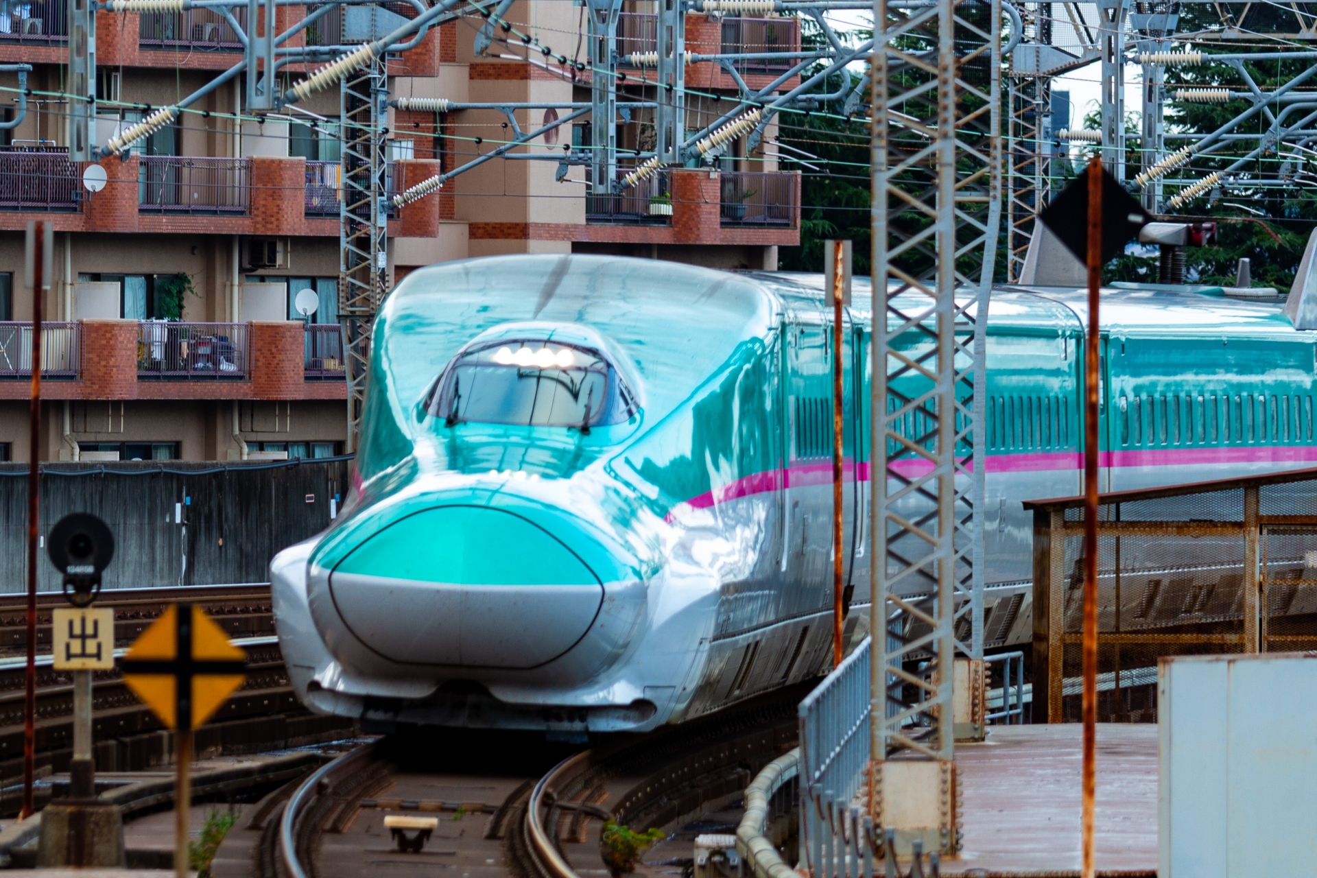 「はやぶさ」に使用されるJR東日本E5系
