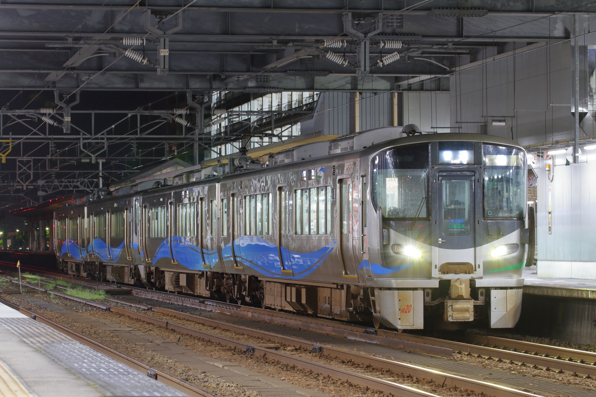 あいの風とやま鉄道、521系