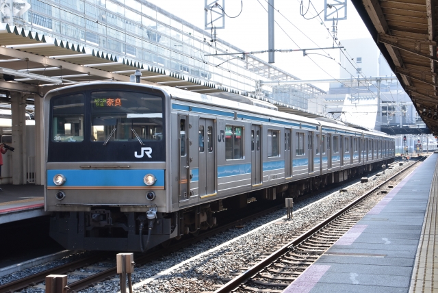 トイレの設備のない205系　奈良線「みやこ路快速」