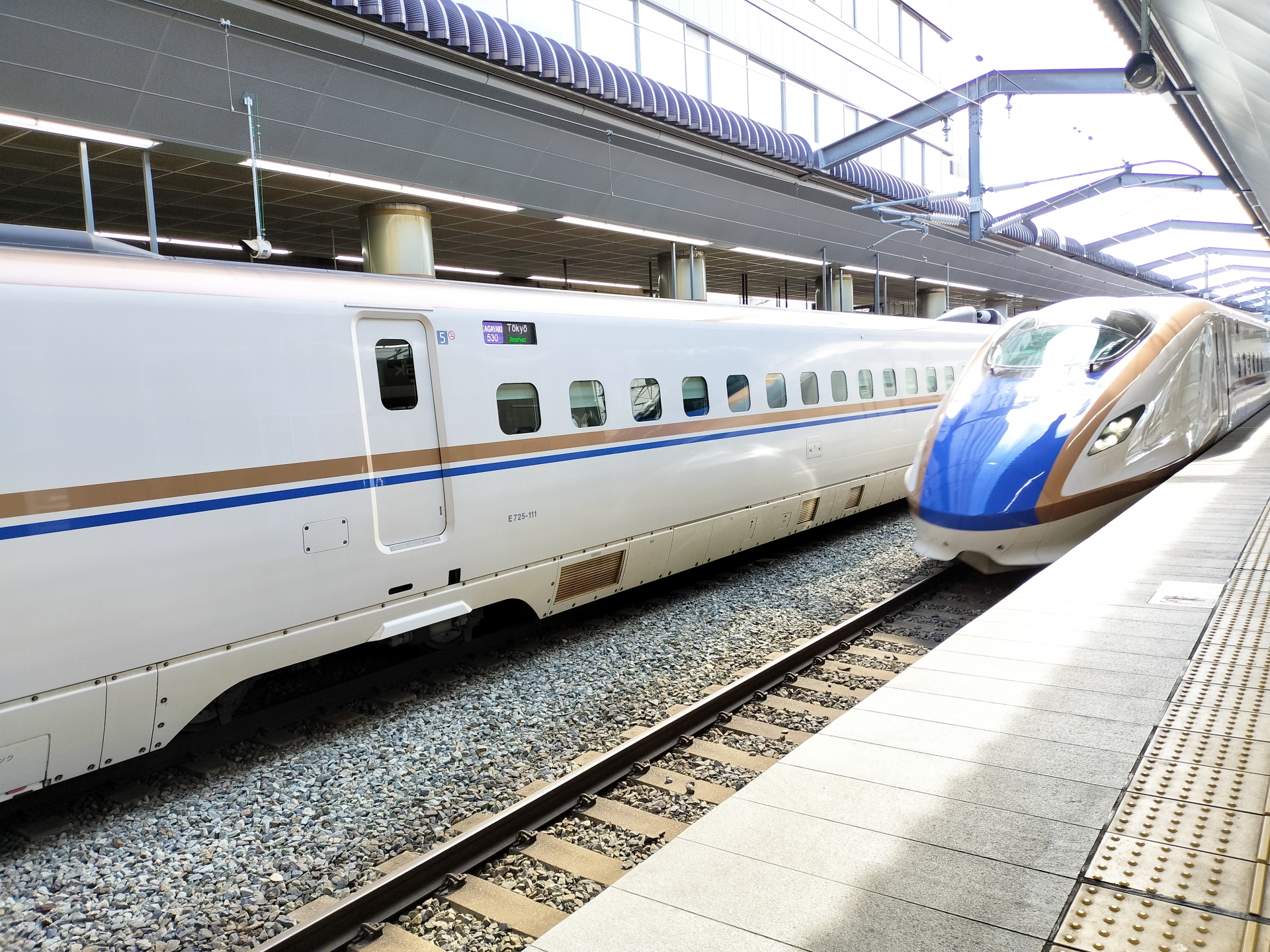 北陸新幹線（長野駅）