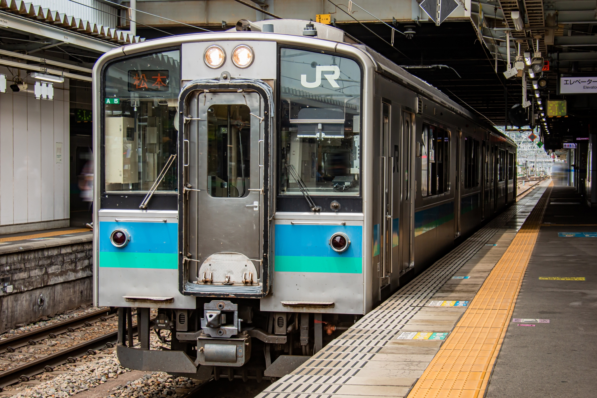 大糸線（E127系100番代）