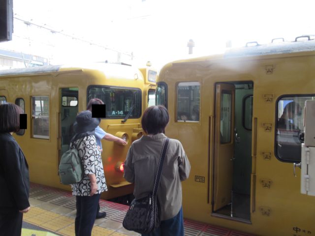 岡山地区の定期列車で唯一残る115系7両編成（伯備線844M）