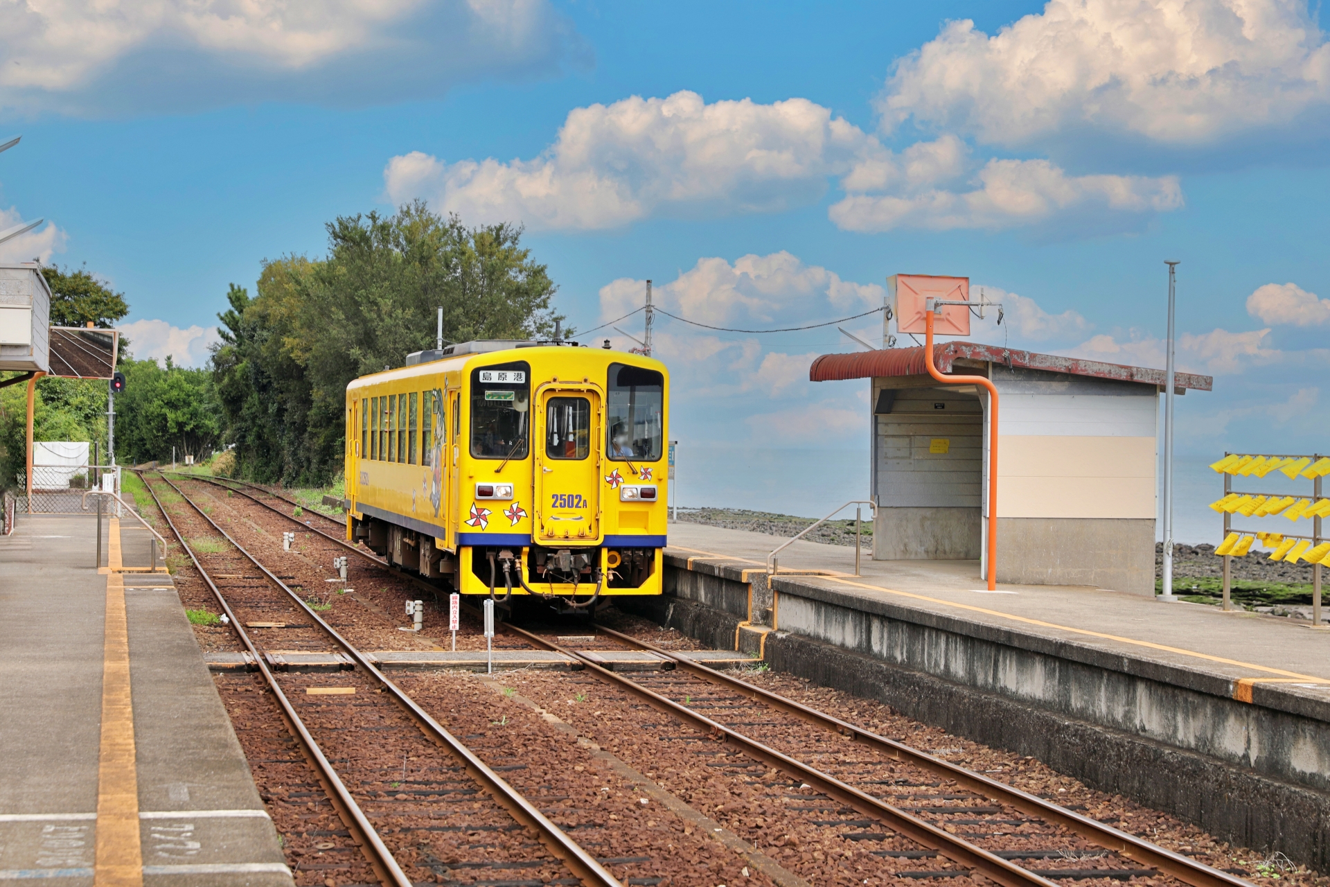 島原鉄道キハ2500A（大三東駅）