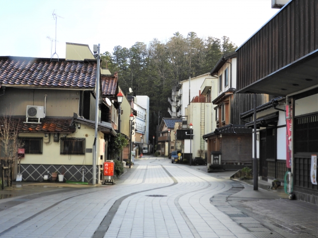 石川県あわづ温泉　温泉街の街並み