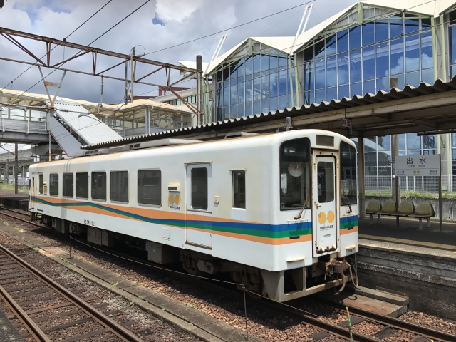 肥薩おれんじ鉄道(HSOR-100A形)　出水駅