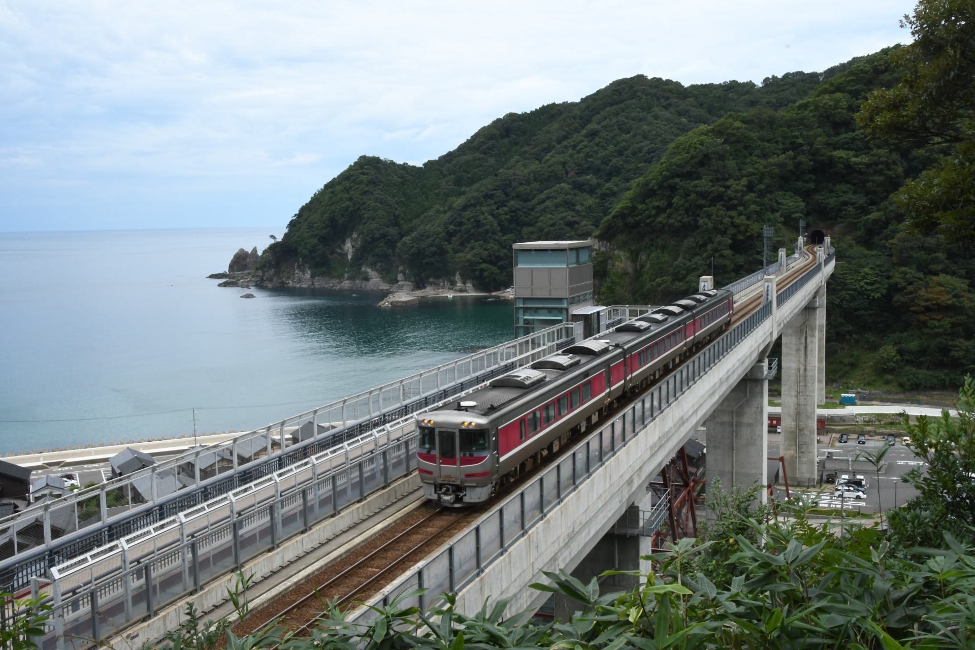 キハ189系特急「はまかぜ」　餘部鉄橋