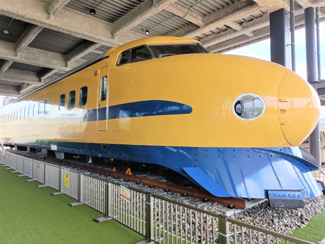 ドクターイエローT3編成7号車