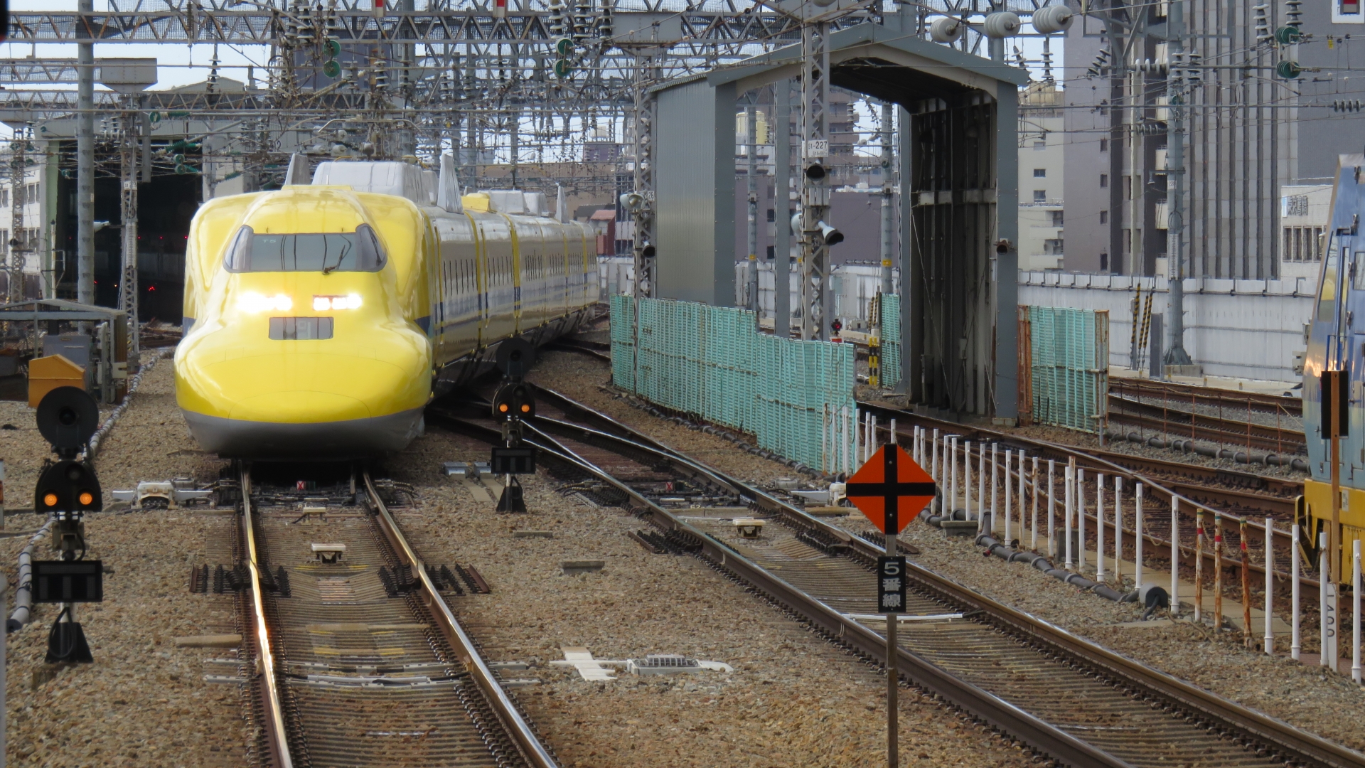 ドクターイエローT5編成